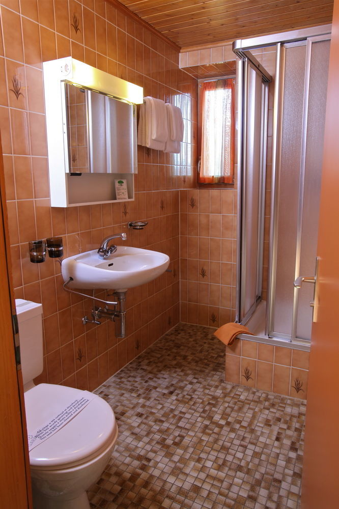 Hotel La Tour D'Ai 레셍 외부 사진